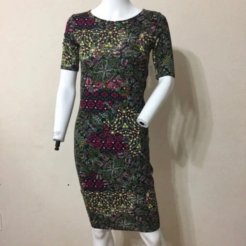 Lulu “Julia” Dress.